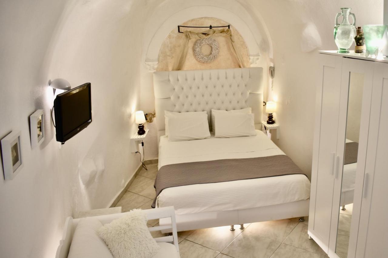 Aeolos Art & Eco Suites Adults Only Imerovigli (Santorini) Exterior foto