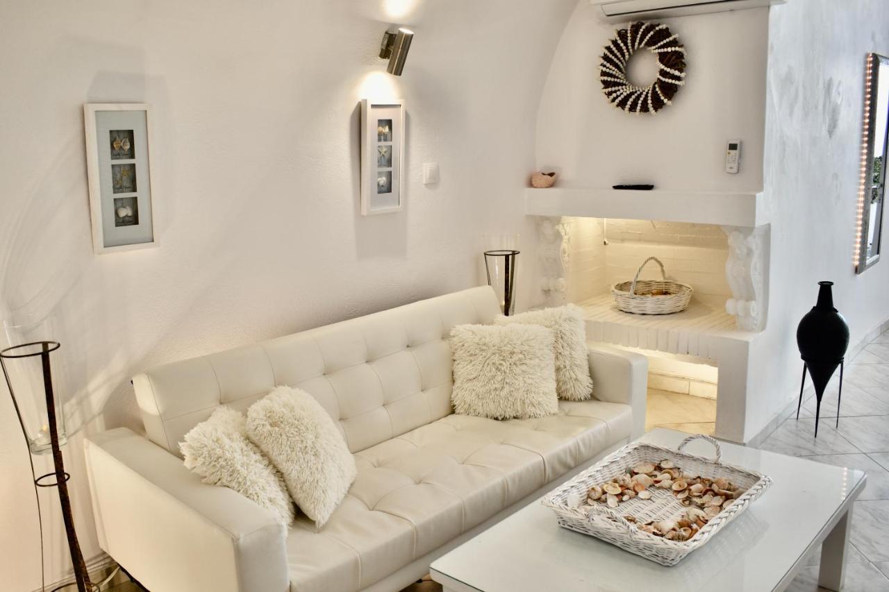 Aeolos Art & Eco Suites Adults Only Imerovigli (Santorini) Exterior foto