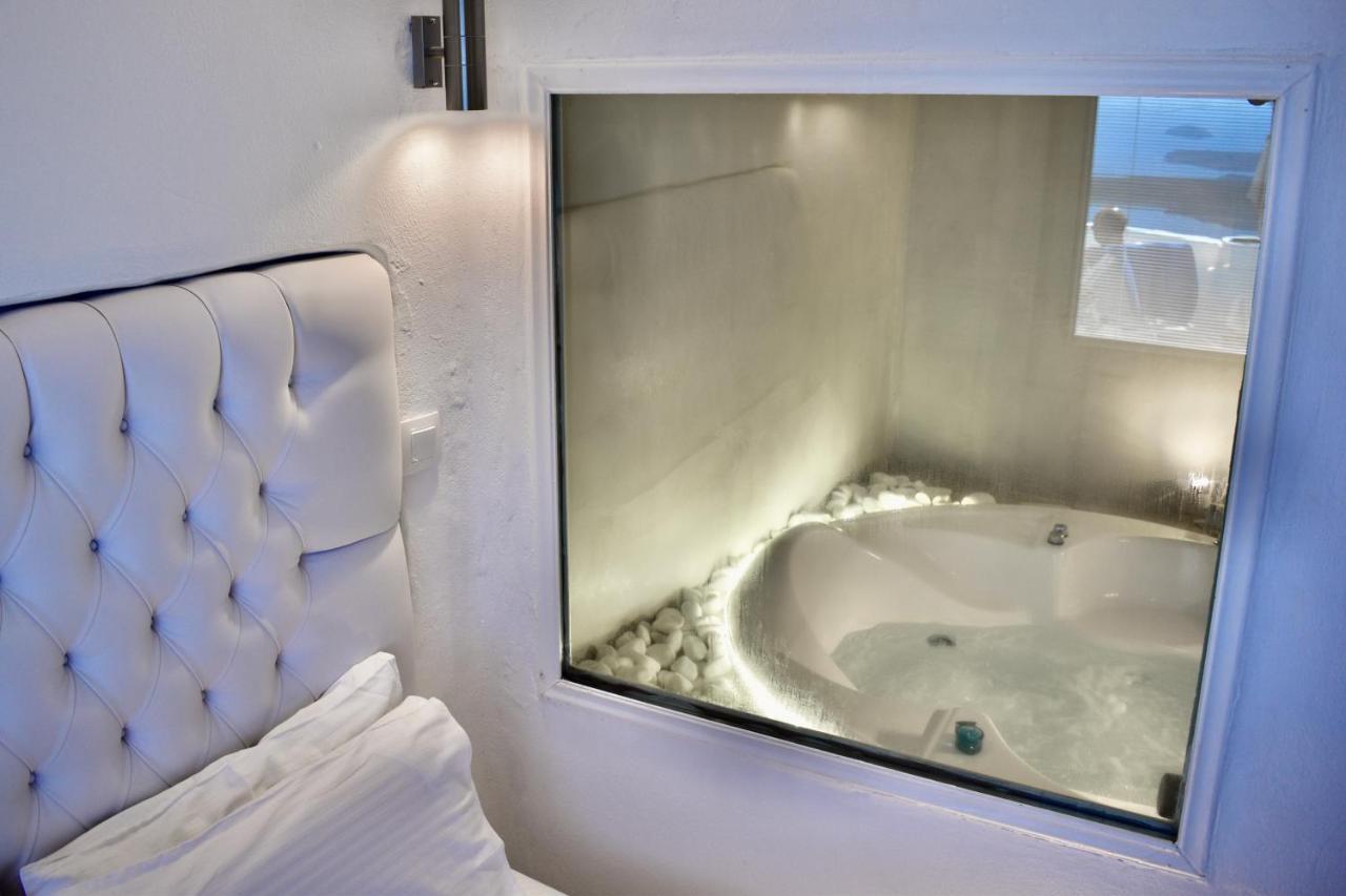 Aeolos Art & Eco Suites Adults Only Imerovigli (Santorini) Exterior foto